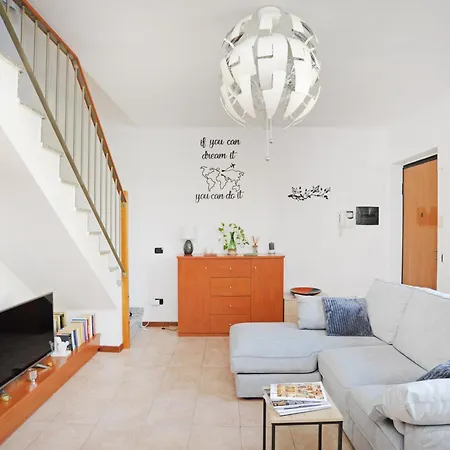 Apartment Urban Oasis *